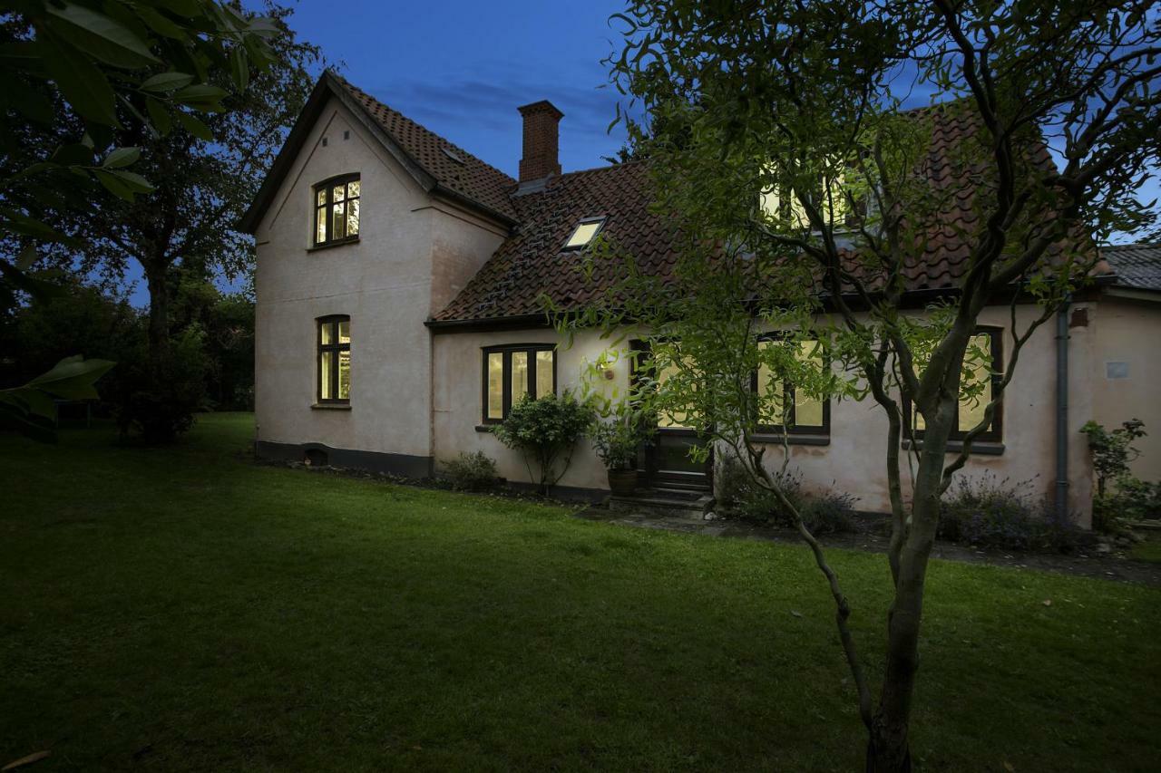 Pegasus Bed And Breakfast Helsinge Extérieur photo