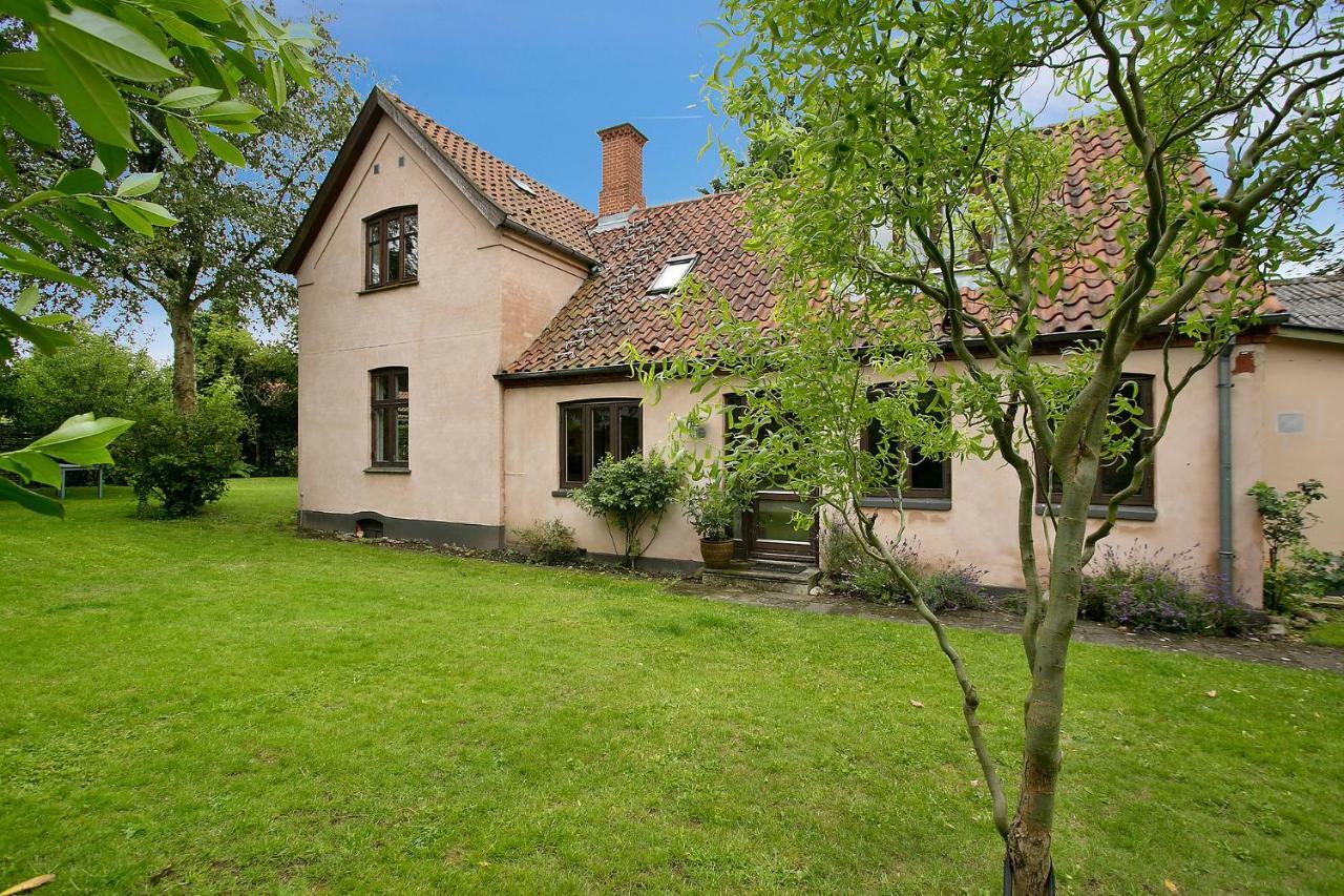 Pegasus Bed And Breakfast Helsinge Extérieur photo