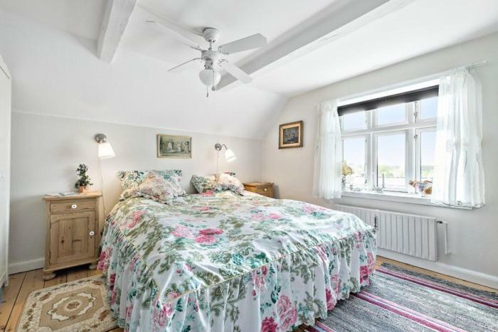 Pegasus Bed And Breakfast Helsinge Extérieur photo